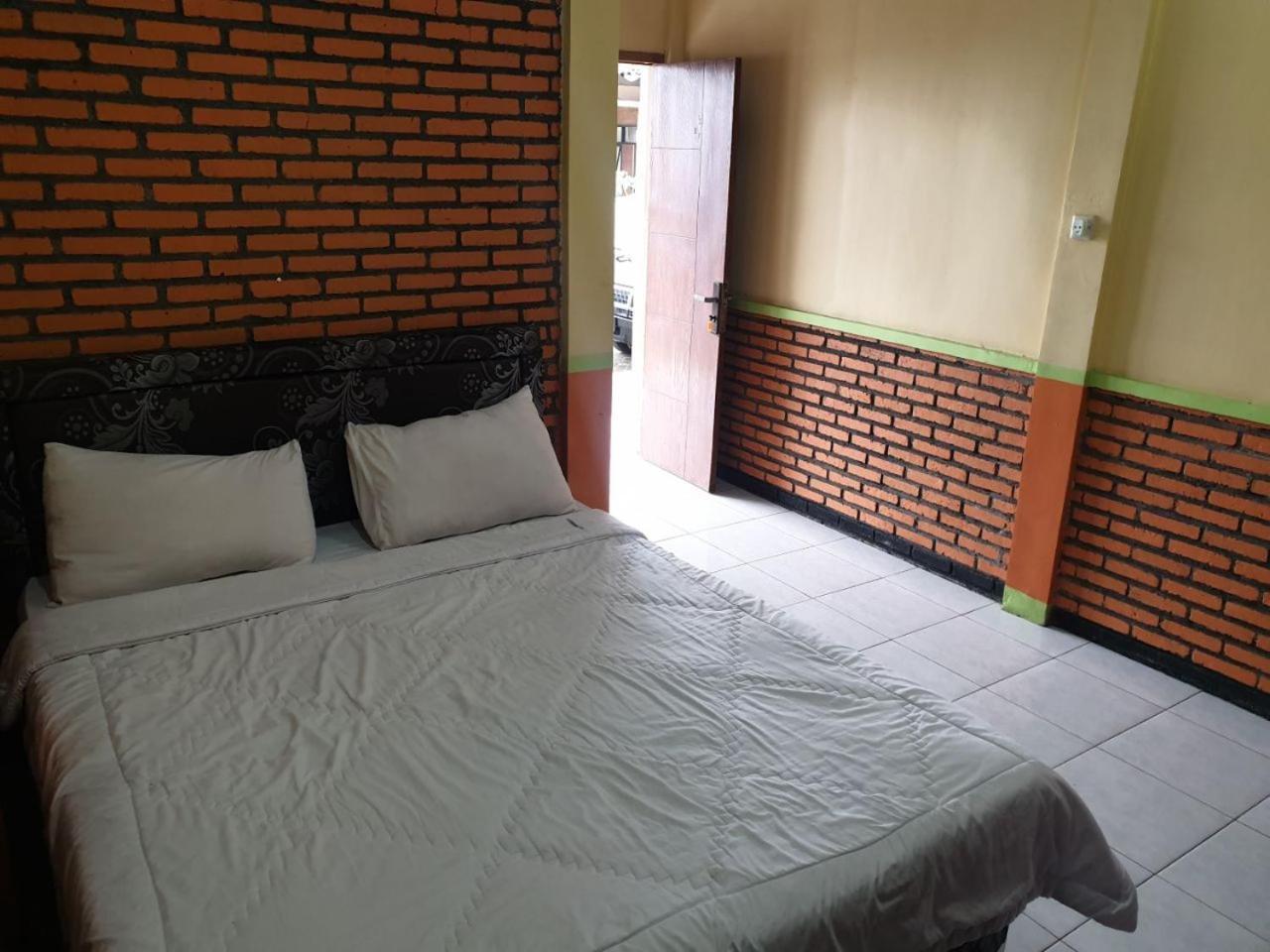 Bromo Holiday Guest House Ngadisari 外观 照片